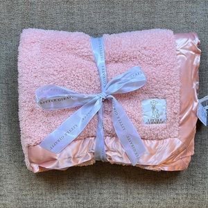 NWT Little Giraffe Baby Blanket
